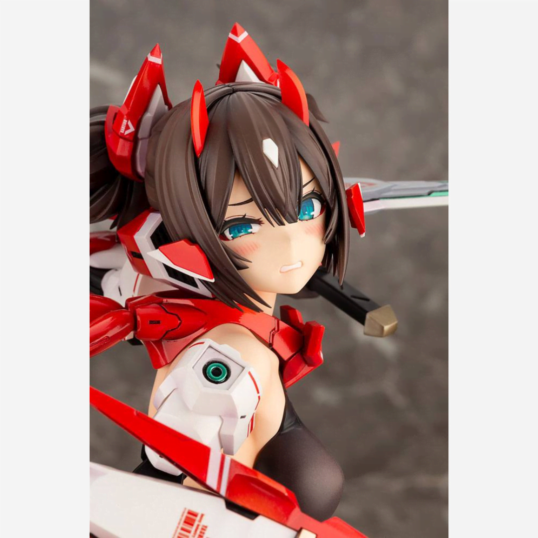 Figure Megami Device Asra Ninja Bonus Edition 28 cm con armatura mecha rossa e dettagli futuristici – disponibile su Weeaboverse
