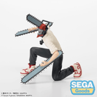 Figure SEGA Chainsaw Man Denji in posa d’azione con motoseghe, statue da collezione anime su Weeaboverse