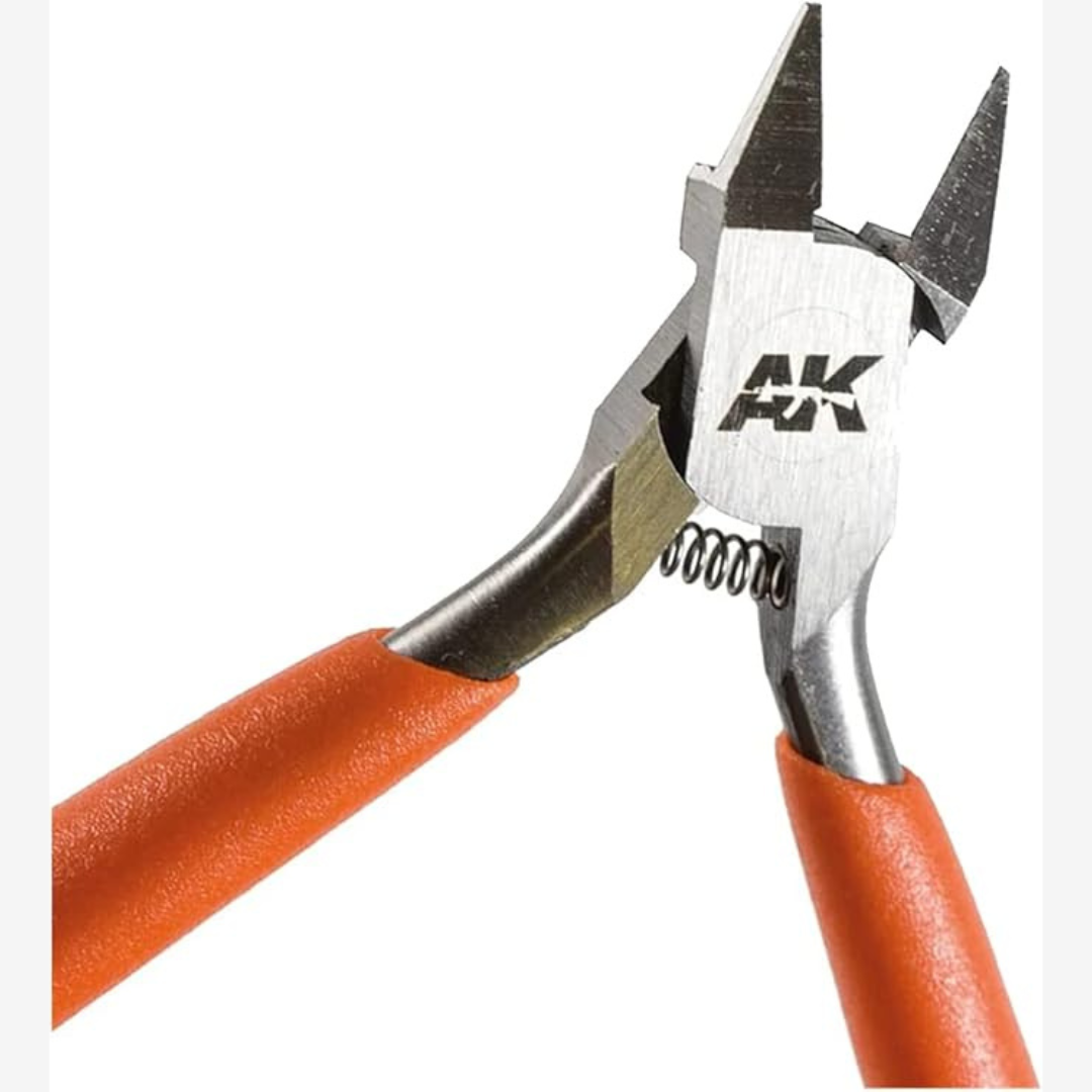 Plier AK Interactive per modellismo – taglierina di precisione per Gunpla e plastic kit, presa ergonomica, tagli netti e zero sbavature.