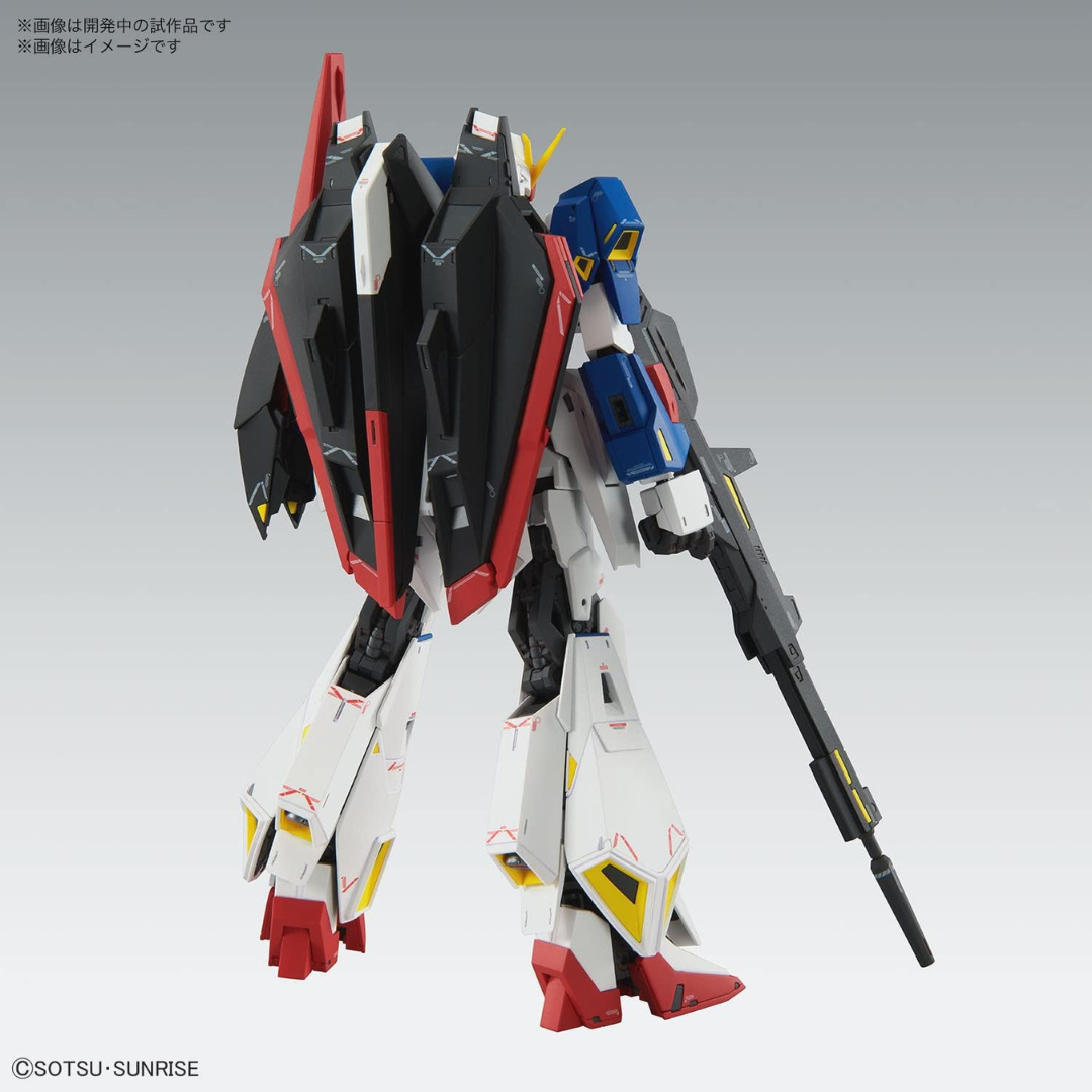 Gunpla MG Zeta Gundam Ver.Ka 1/100 Bandai – Mobile Suit trasformabile con dettagli anime-accurati, ideale per fan e modellisti esperti di Gunpla.