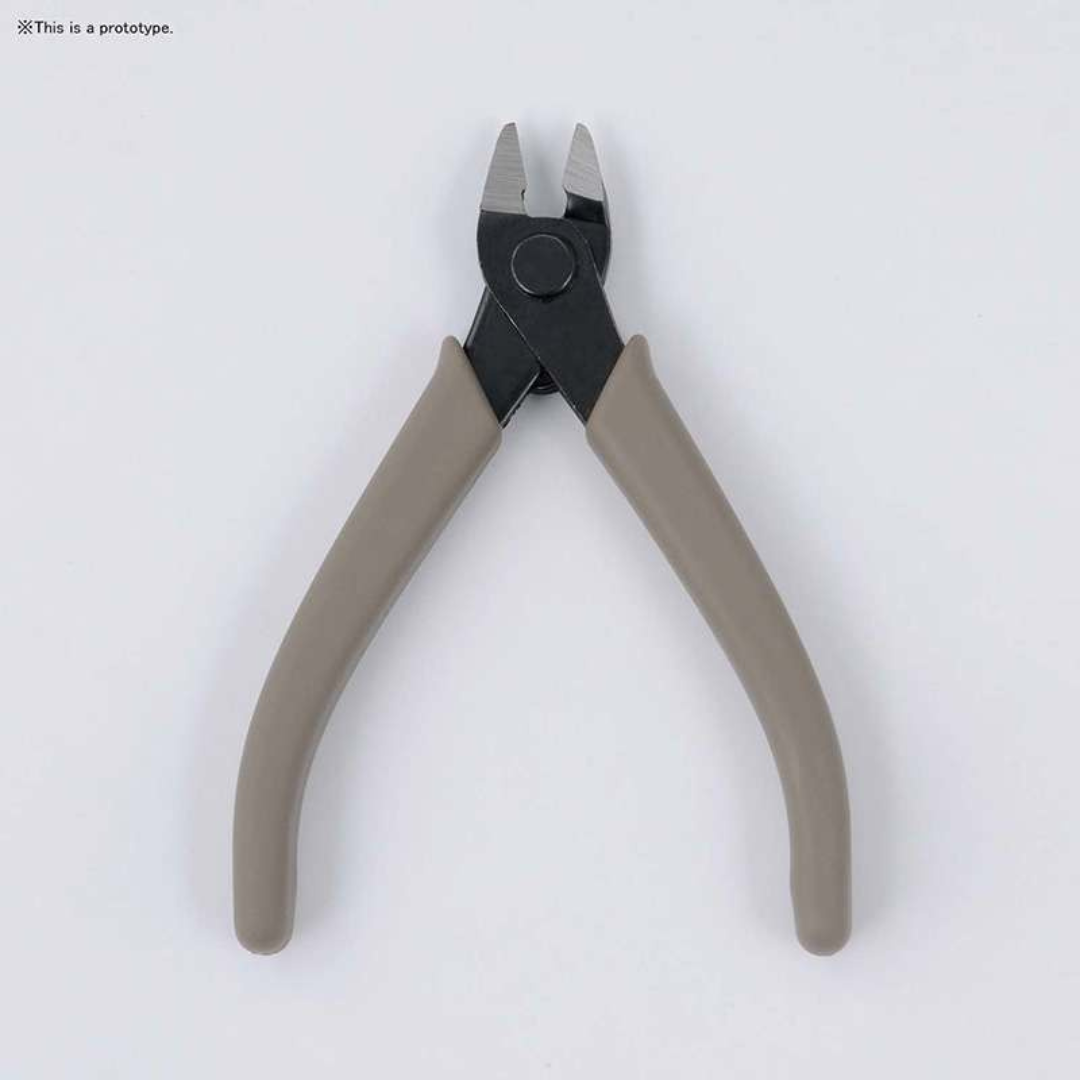 Bandai Entry Nipper Gray – pinza per modellismo base, ideale per Gunpla, taglio preciso su sprue, manico ergonomico, perfetta per nuovi modellisti.