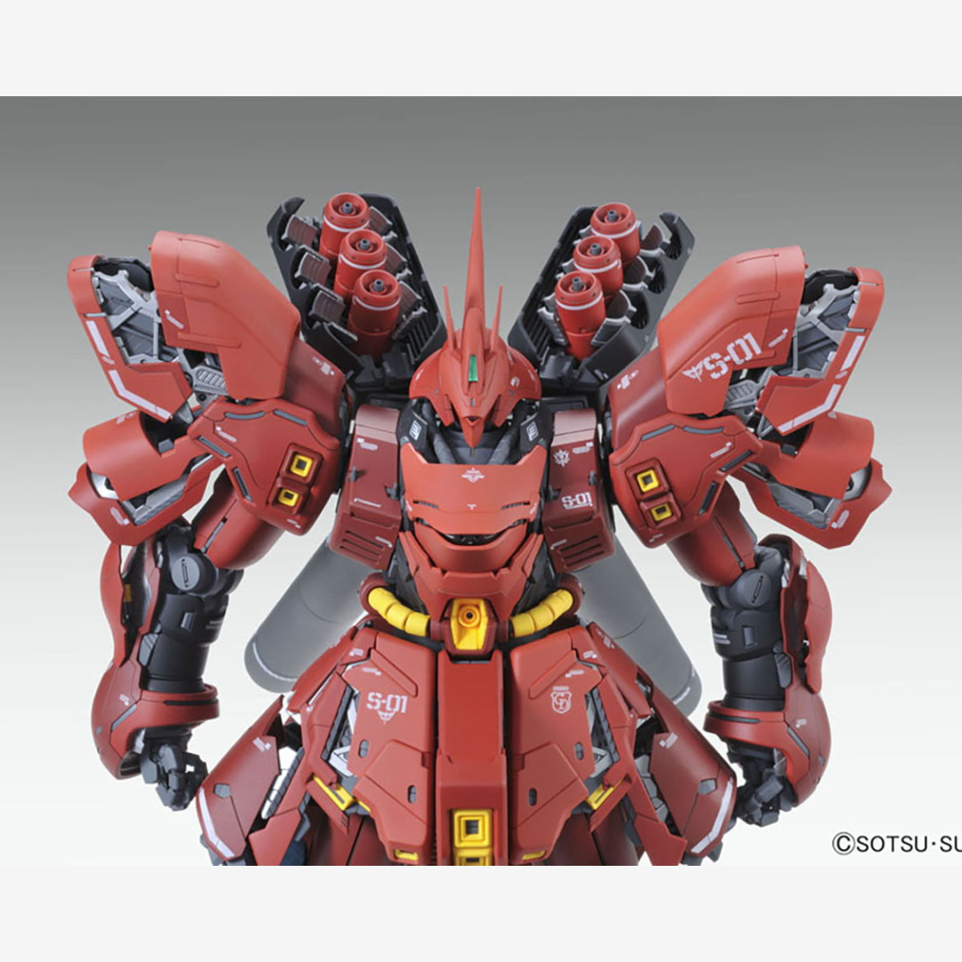 Dettaglio Gunpla RG 1/144 Sazabi Bandai – Mobile Suit Neo Zeon rosso, modello da montare senza colla, perfetto per fan di Char Aznable e collezionisti