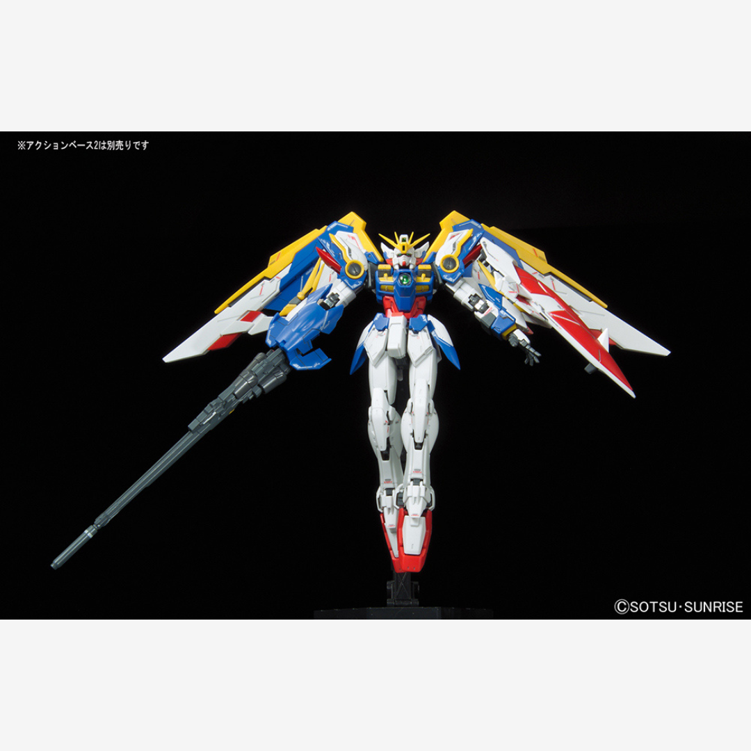 Gunpla RG Wing Gundam EW 1/144 trasformabile in Bird Mode, dettagli realistici, kit Bandai originale disponibile su Weeaboverse.it