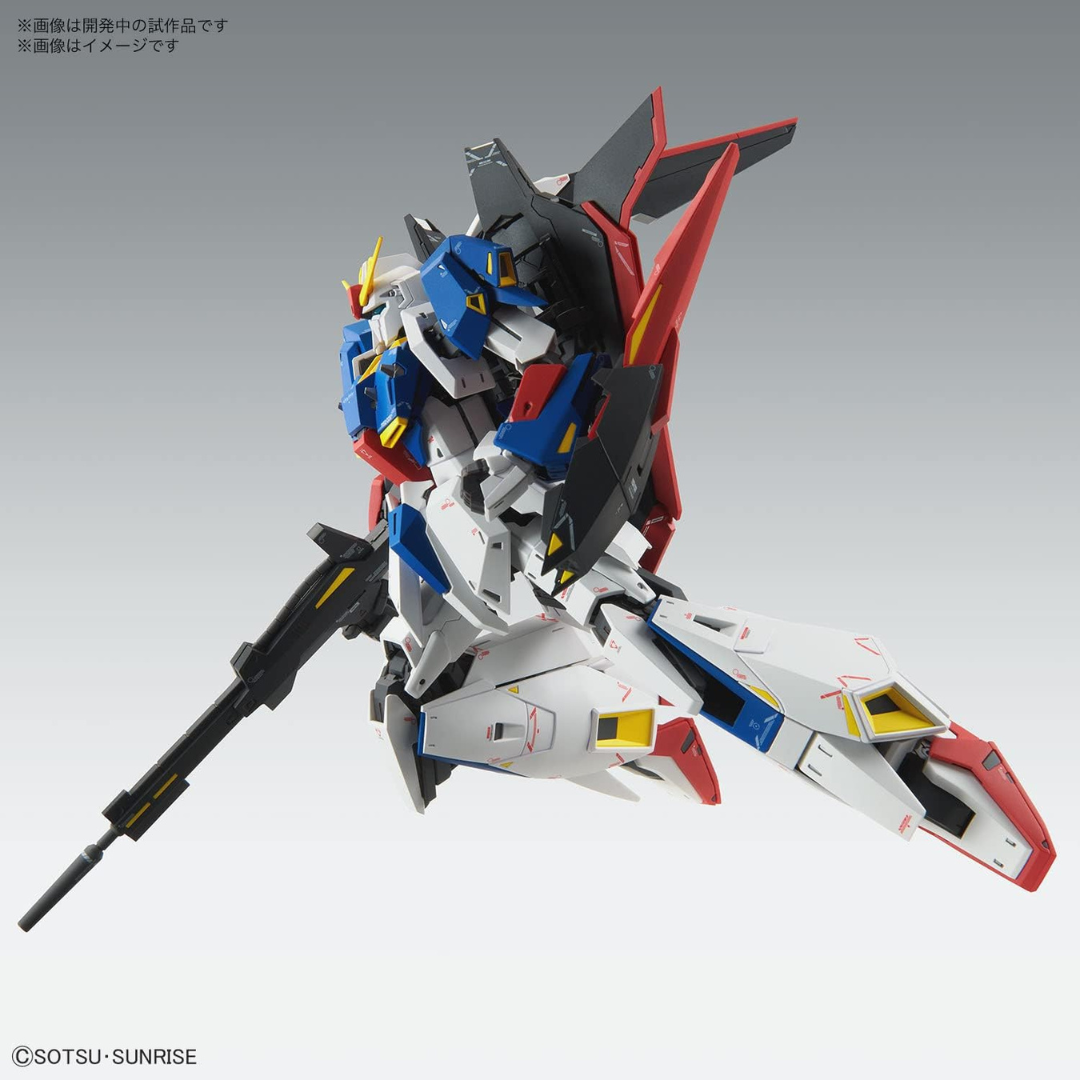 Gunpla MG Zeta Gundam Ver.Ka 1/100 Bandai – Mobile Suit trasformabile con dettagli anime-accurati, ideale per fan e modellisti esperti di Gunpla.