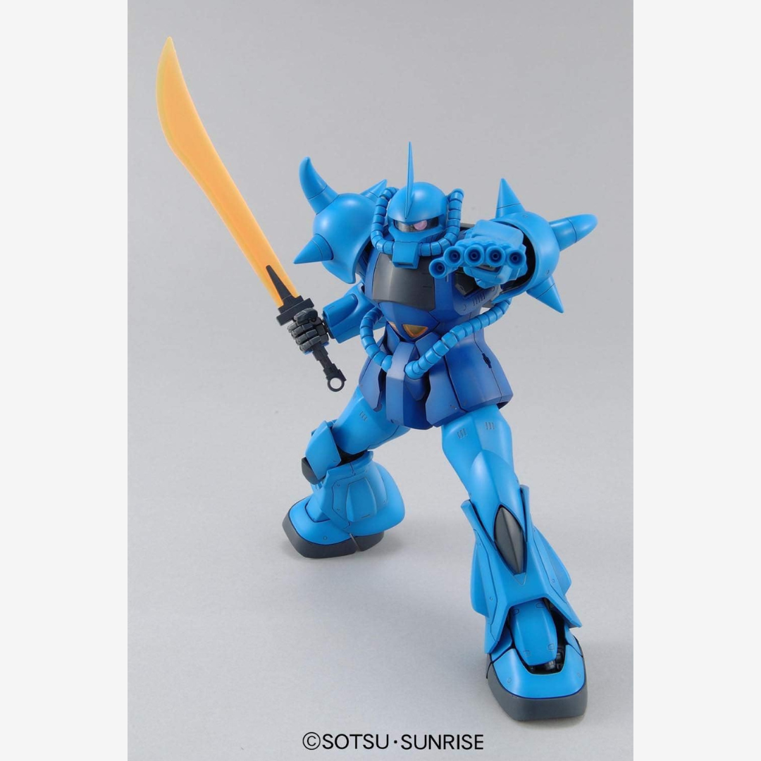 Box Gunpla MG Gouf Custom Bandai Master Grade – Mobile Suit Zeon con Gatling, kit modellismo da assemblare senza colla, ispirato a Gundam 08th MS Team.