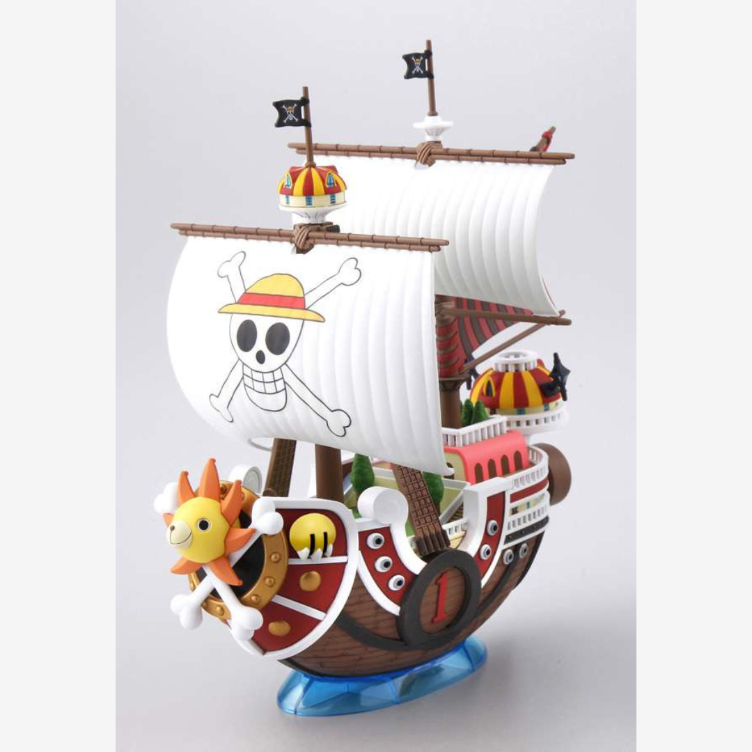 Modellino Bandai One Piece Thousand Sunny, nave dei Mugiwara con vele bianche e leone sulla prua, kit da assemblare senza colla né verniciatura