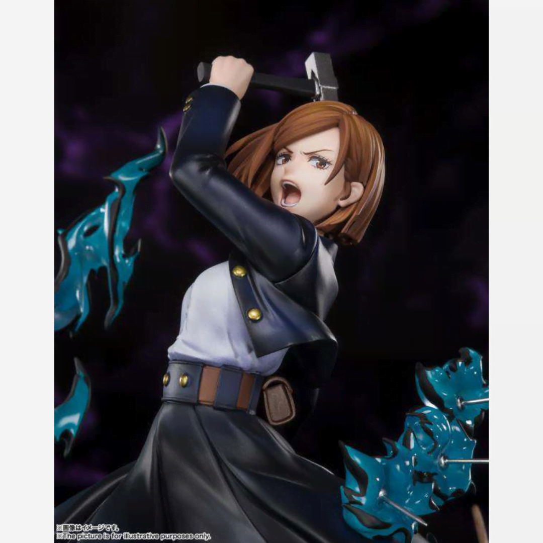 Figure Nobara Kugisaki Jujutsu Kaisen 0 17 cm in PVC, posa dinamica con martello e base energetica – disponibile su Weeaboverse