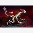 Confezione action figure NECA Panther Alien – versione retro Kenner con parassita magnetico e box vintage per collezionisti Alien.