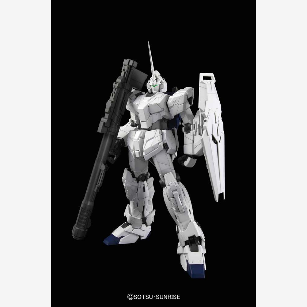 Box PG 1/60 Unicorn Gundam Bandai – Gunpla Perfect Grade con psycho-frame rosso da montare senza colla, tratto da Mobile Suit Gundam Unicorn UC