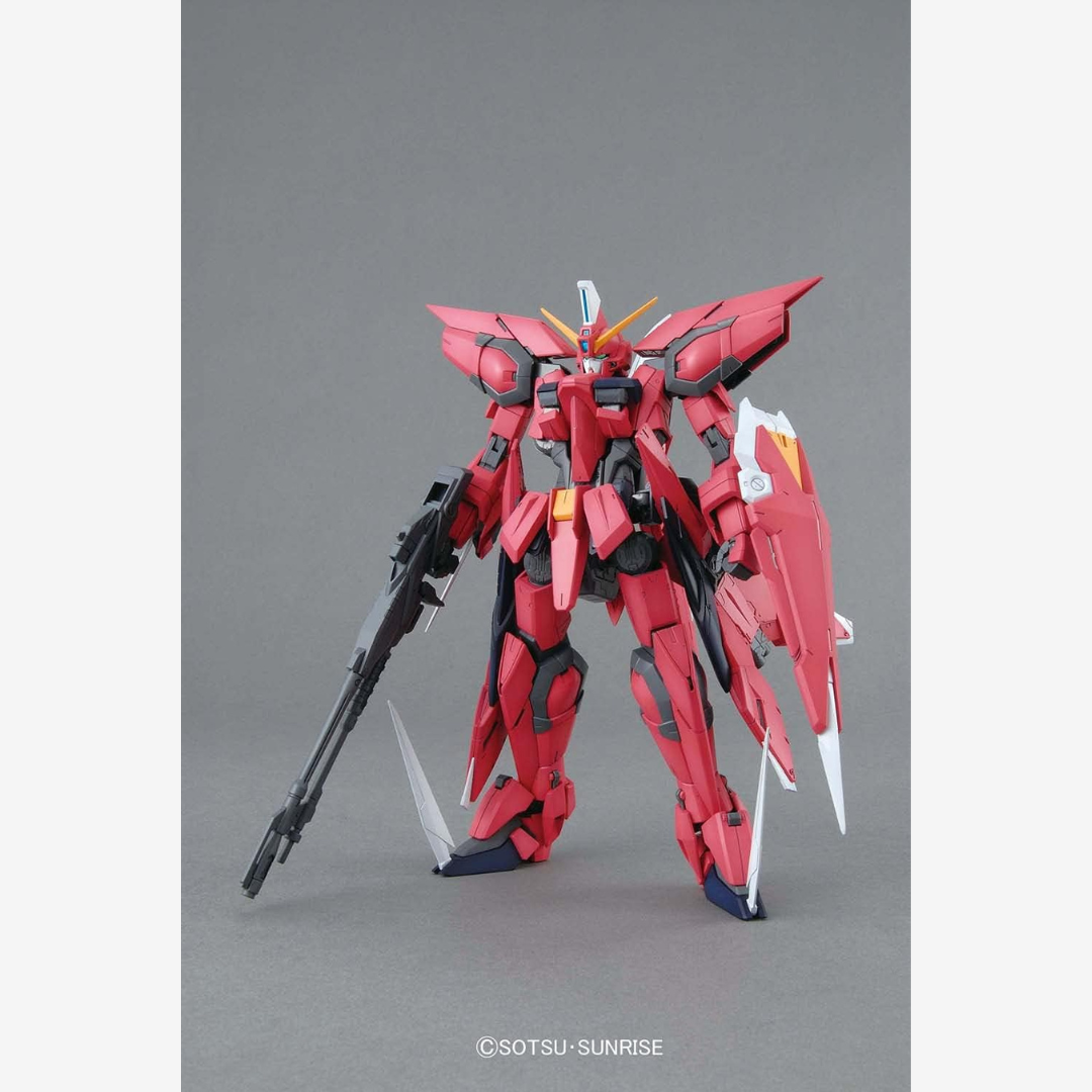 Box Gunpla MG Aegis Gundam Master Grade Bandai – Mobile Suit Z.A.F.T. trasformabile, kit da assemblare senza colla né verniciatura.

