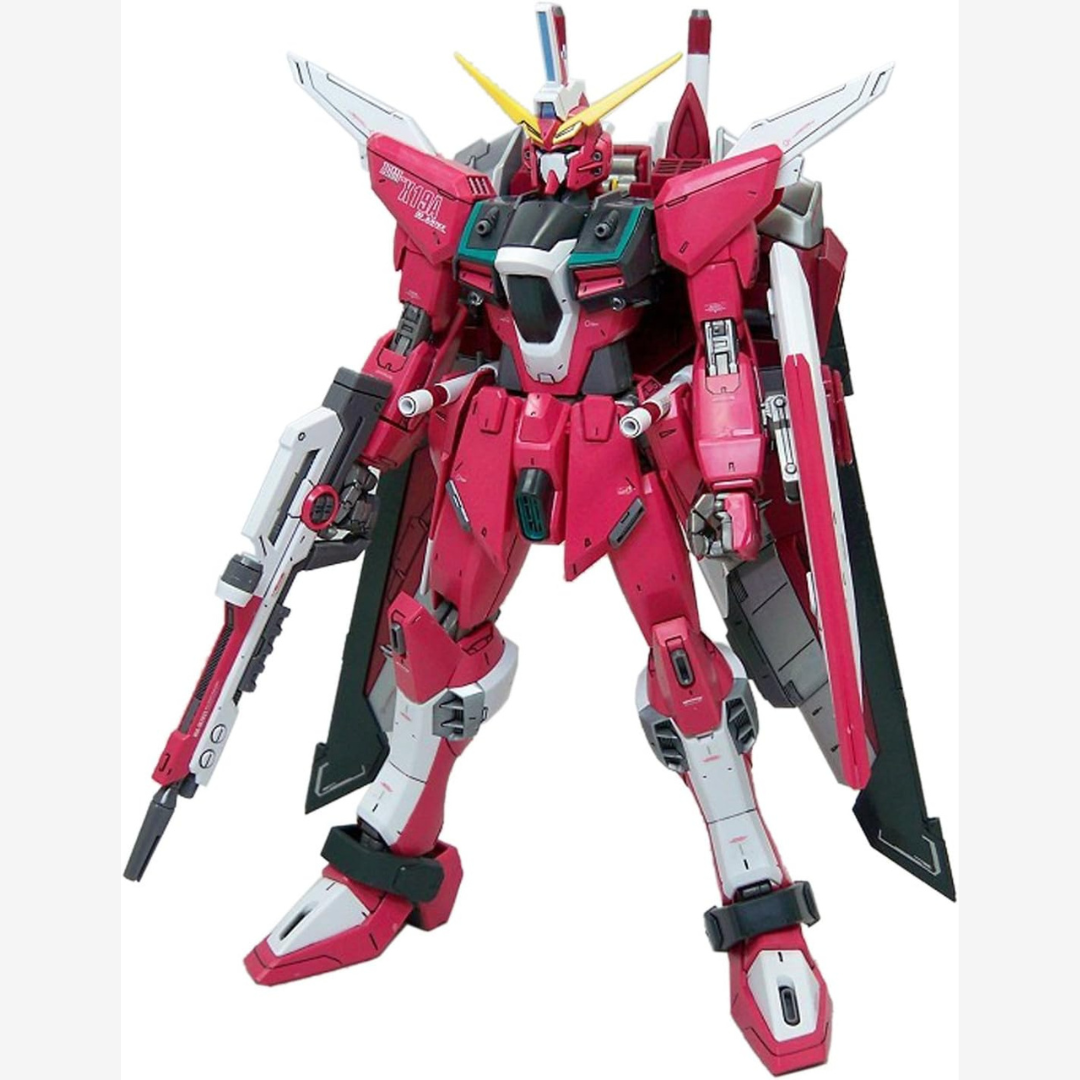 Box Gunpla MG ∞ Justice Gundam ZGMF-X19A Bandai, Master Grade da assemblare senza colla, con Fatum-01 e dettagli Cosmic Era realistici.