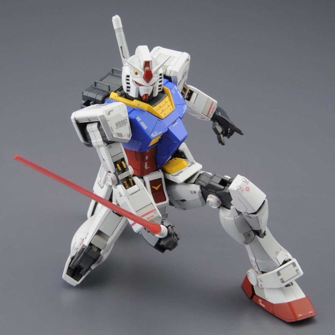 Box MG RX-78-2 Gundam Ver.3.0 Master Grade Bandai, Gunpla iperdettagliato da assemblare senza colla, mobile suit iconico Universal Century.