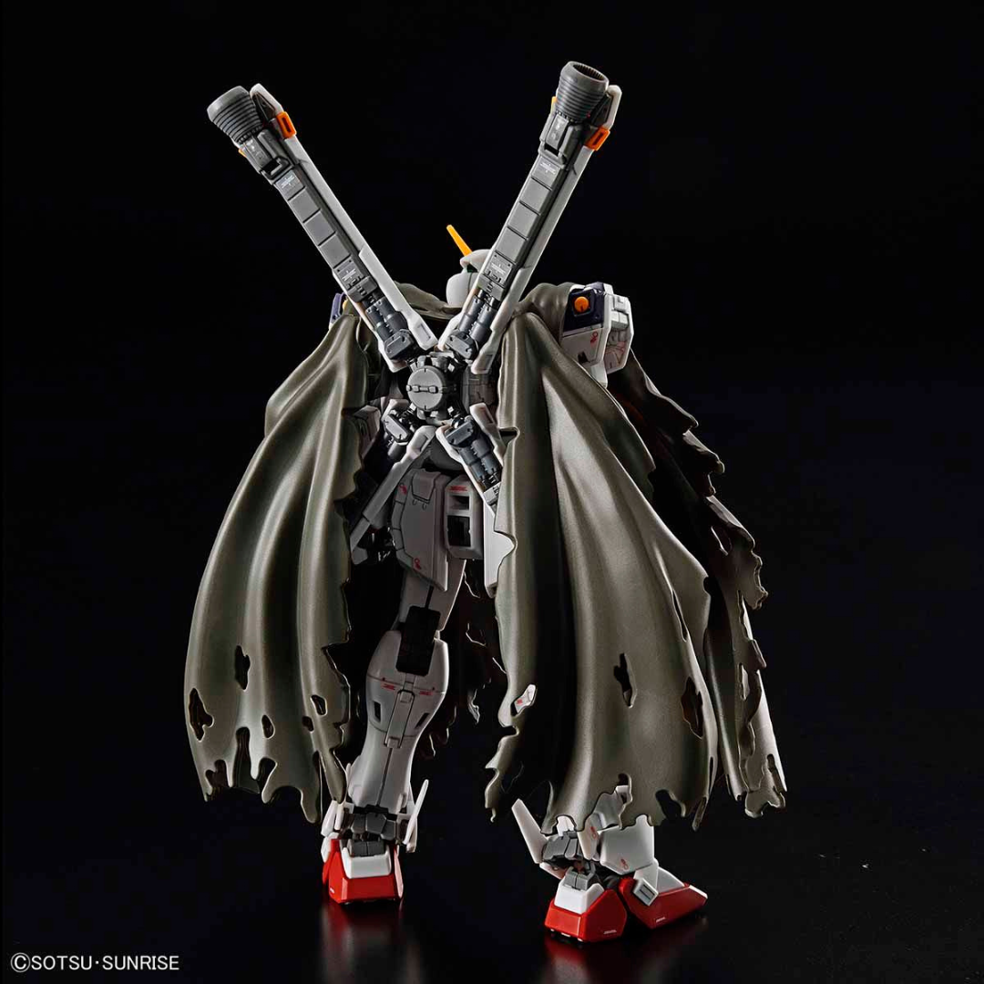 Gunpla RG Crossbone Gundam X1 1/144 Bandai con mantello, teschio sul viso e armi pirate-style ispirato a Mobile Suit Crossbone Gundam