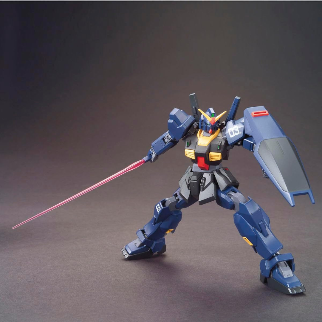 Box Gunpla Bandai HG 1/144 RX-178 Gundam Mk-II Titans da Zeta Gundam, kit assemblabile senza colla, con scudo, armi e dettagli fedeli all’anime.







