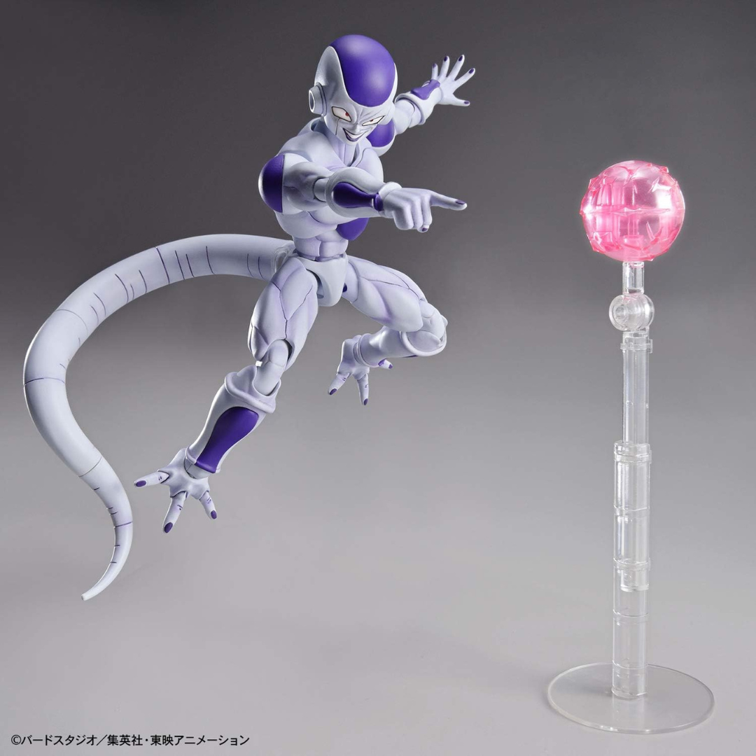 Model kit Bandai Figure-rise Standard Final Form Frieza Dragon Ball Z, personaggio articolato da assemblare senza colla in scala 1/12, plastica colorata.








