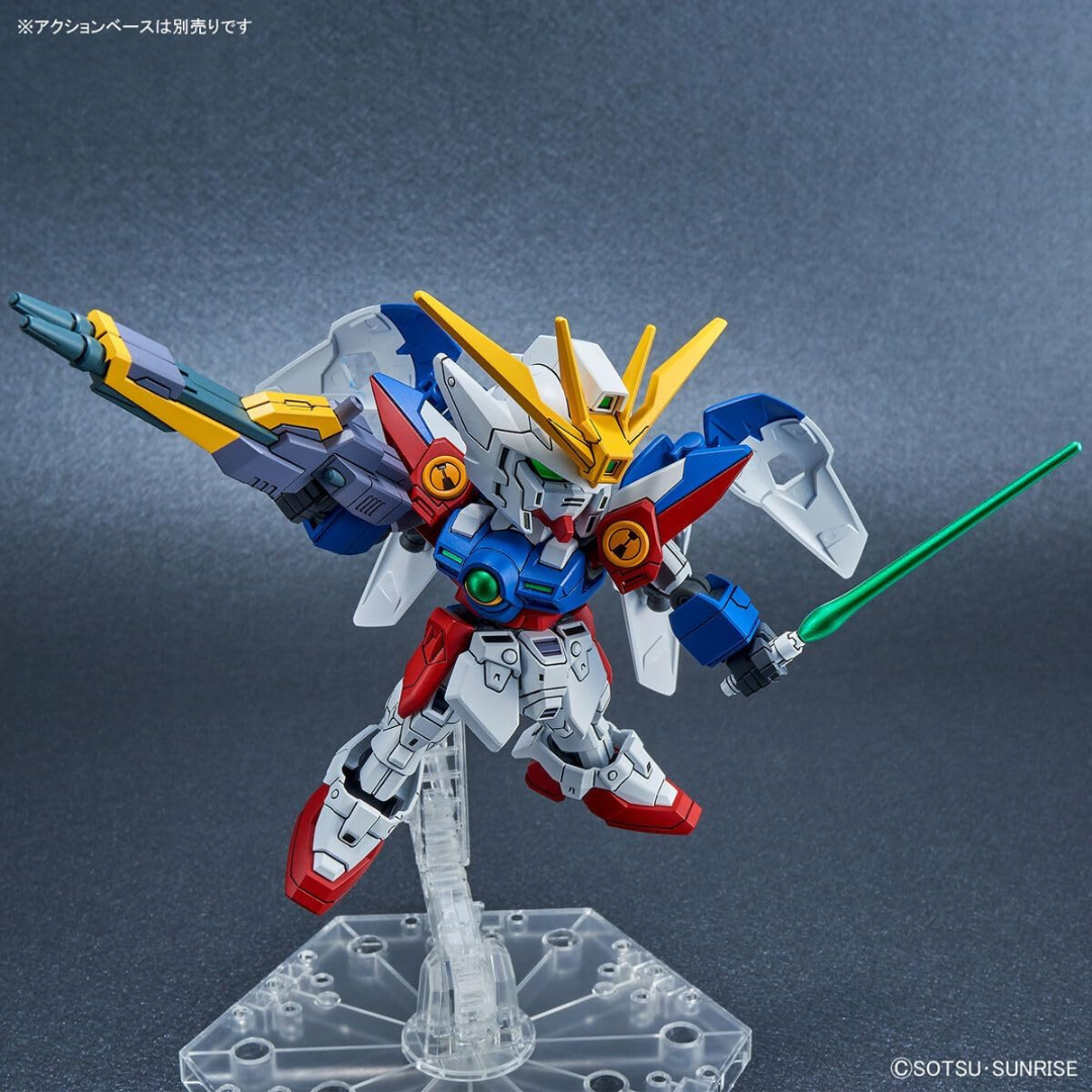 Gunpla SD EX-Standard Wing Gundam Zero Bandai con Twin Buster Rifle, ali mobili e accessori, kit da montare senza colla ispirato a Gundam Wing.