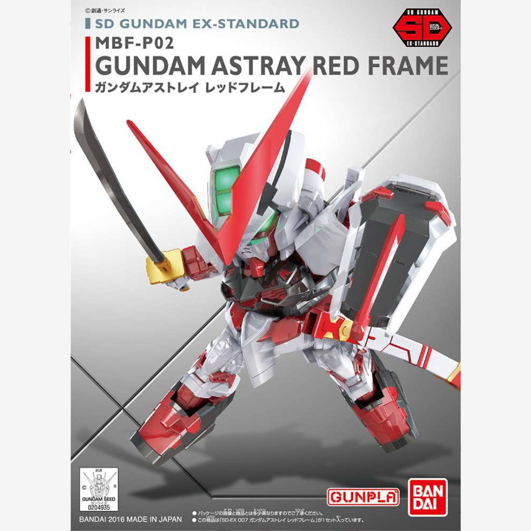 Gunpla SD EX-Standard Gundam Astray Red Frame Bandai con katana e scudo, kit da assemblare senza colla ispirato alla serie Gundam Seed Astray.