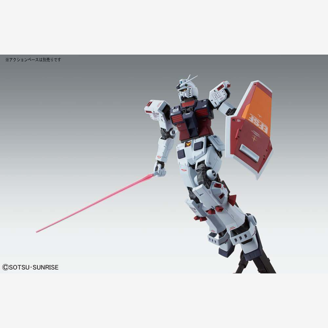 MG FA-78 Full Armor Gundam Thunderbolt Ver.Ka da assemblare, kit Gunpla U.C.0079 con scudi, armi pesanti e design Katoki per modellisti esperti.